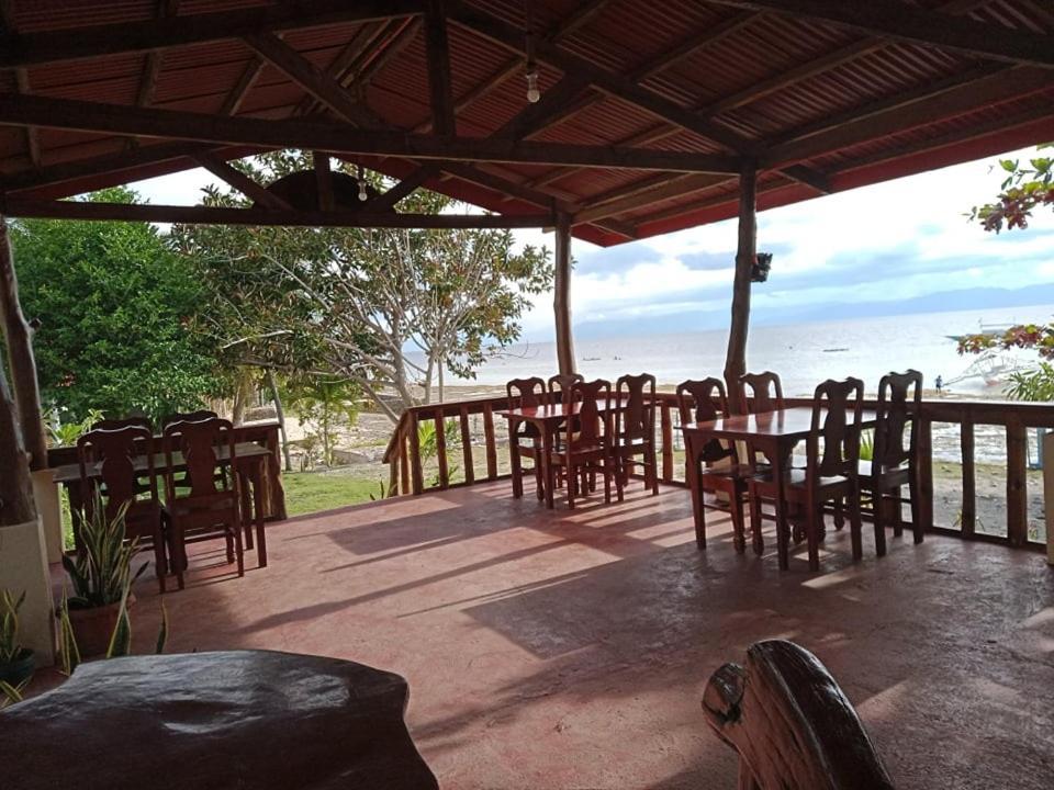 Bonita Oasis Beach Resort Moalboal Exterior photo